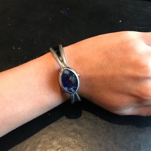 Qmax waterproof watch bracelet